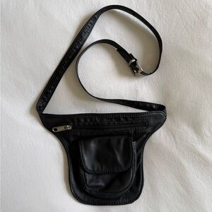 Vintage Italian Leather Crossbody Bag Unisex